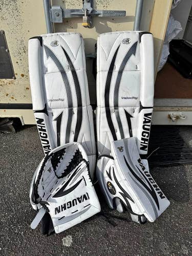 Vaughn Velocity V5 7460 Full Right Goalie Full Set (31+1.5)