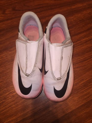 Pink Kids 12K (Little Kids) Nike Cleats (Used)