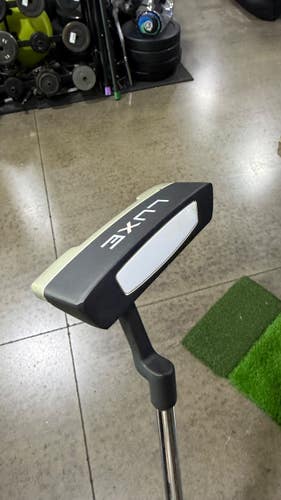 Used Wilson LUXE Mens Putter RH 11605-S000226796