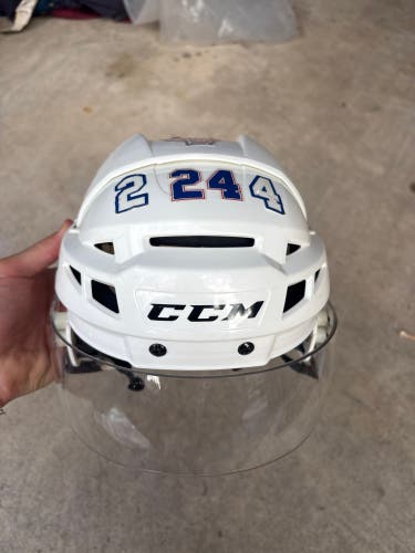 St. John’s icecaps Medium CCM Vector V08 Helmet Pro Stock (New)