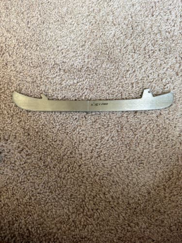 CCM Xs1 Pro 271 mm (New)