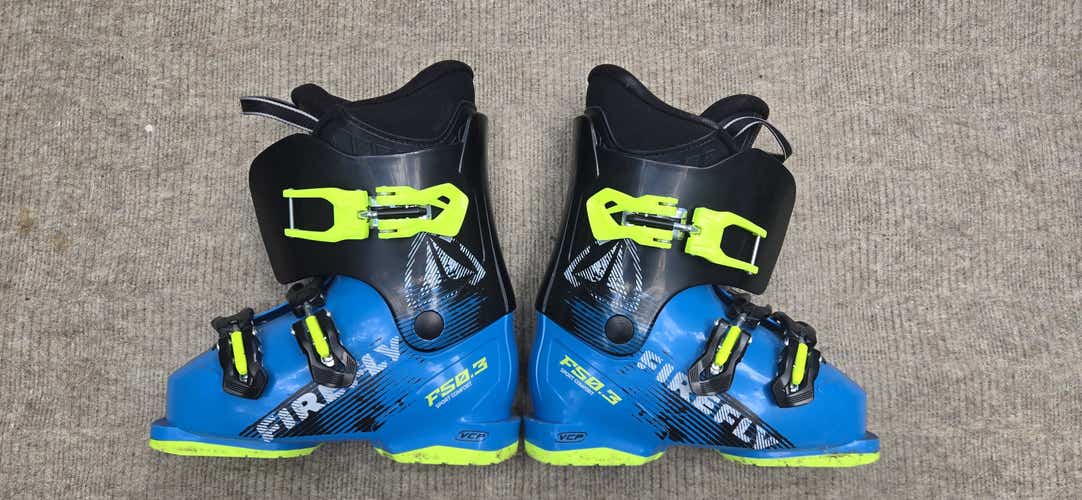 Mondo 22 & 22.5 Kid's Ski Boots (Used)