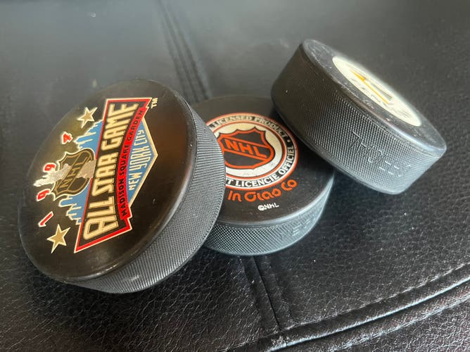 3 NHL Official Hockey Pucks Trench MFG. Vegum (Used)