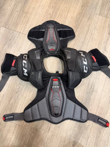 Small Junior CCM JetSpeed FT1 Shoulder Pads (Used)