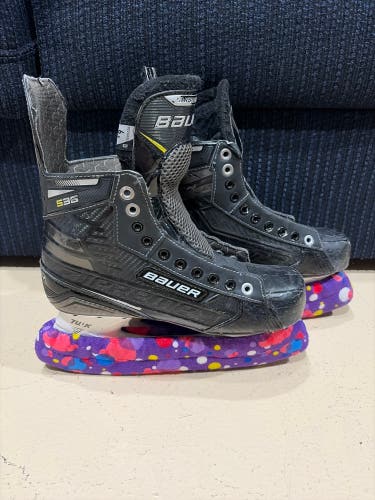 Black/Gray Bauer Supreme S36 Hockey Skates Regular Width Size 6.5 (Used)