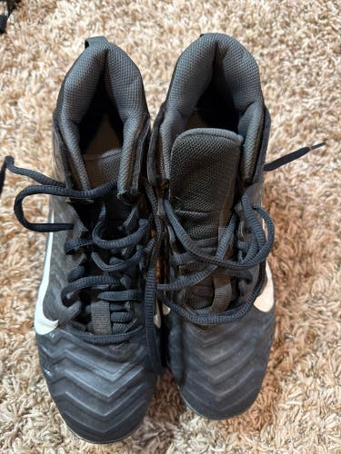 Black Kid's 6Y (Big Kids / Youth) Youth Nike FastFlex High Top Molded Cleats (Used)