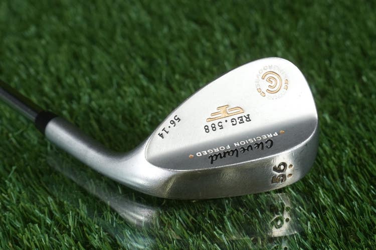 Cleveland Tour Reg 588 56 14 Wedge Precision Forged Wedge Flex Jumbo +1" RH