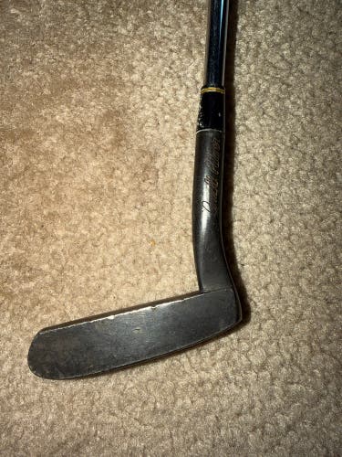 Men's Arnold Palmer Personal AP 30U Blade Right Handed Putter (Used)