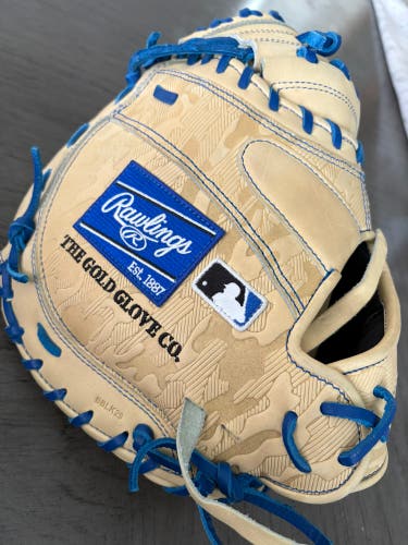 Rawlings Heart of the Hide RH Catcher's Baseball Glove 32.5" (New)