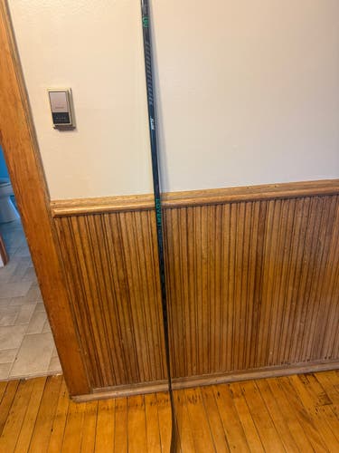 Intermediate Warrior Covert QR6 Pro Left Hand Hockey Stick P92 55 Flex Pro Stock (Used)