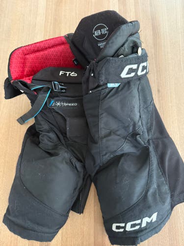 Junior Medium CCM JetSpeed FT6 Hockey Pants (Used)