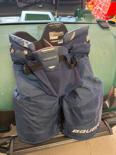Men's Intermediate Medium Bauer Vapor Hyperlite Hockey Pants (Used)