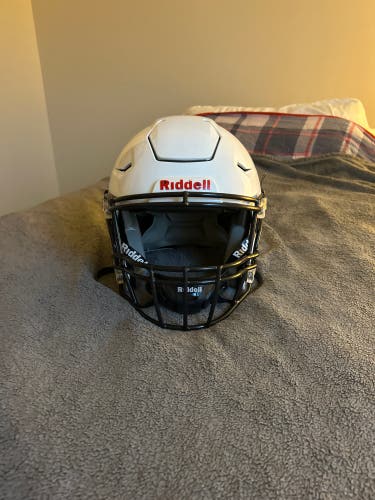 White Adult Large Riddell SpeedFlex Helmet (Used)