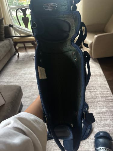 Navy Easton Gametime Catcher's Set (Used)