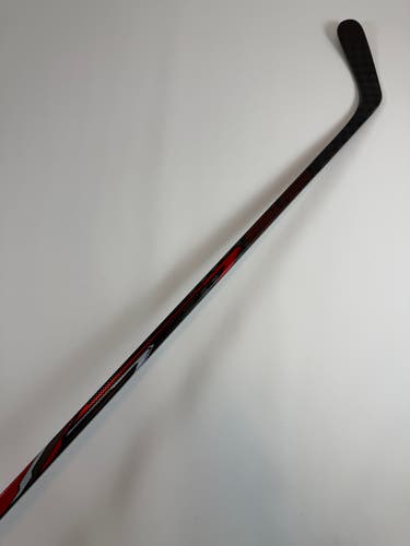 Senior Bauer Proto2 Dressed as Supreme Fuse LH Hockey Stick P28 77 Flex Pro Stock (New)
