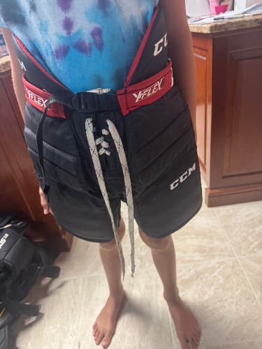 Youth XL CCM Y Flex 2 Hockey Goalie Pants (Used)