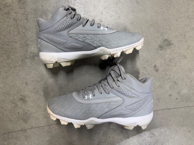 Gray Men's Size M 6.5 (W 7.5) Under Armour Leadoff low rm High Top Molded Cleats (Used)