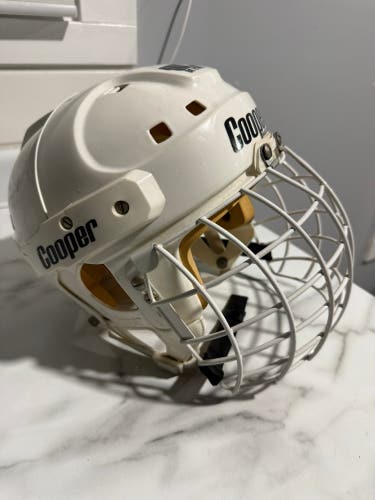 Small/Medium SK2001 Helmet (Used)