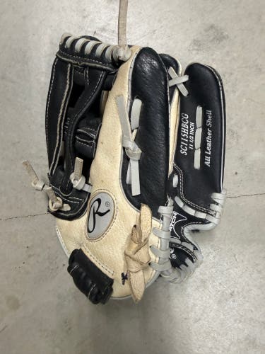 Used Rawlings SC115HBCG BB/SB Glove RH Throw Black 11 1/2"