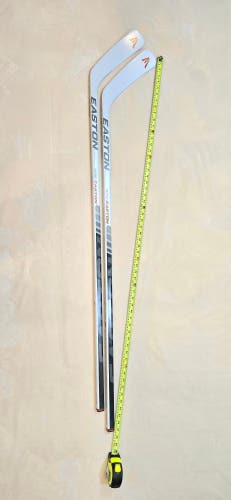New ! 2 - Easton P9 RH MAKO 50 Jr. HEATLEY Non-Grip