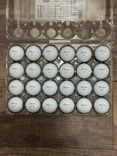 24 Titleist Pro V1 Golf Balls - 5A MINT CONDITION ONLY
