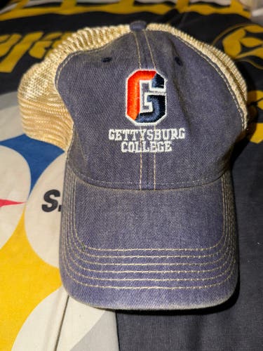 Legacy Gettysburg College Men’s Hat University Campus Collegiate Used Pre Owned.