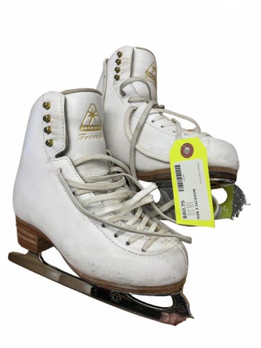 Jackson Freestyle Size 3 Figure Skates