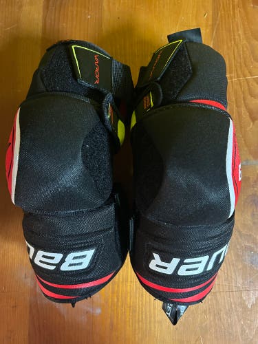 Senior Medium Bauer Vapor X2.9 Elbow Pads (Used)