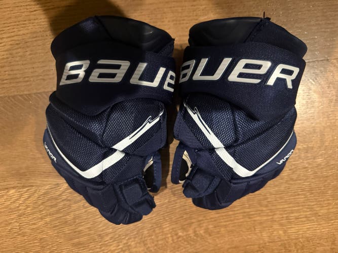 Bauer Vapor Flylite Gloves 11" (Used)