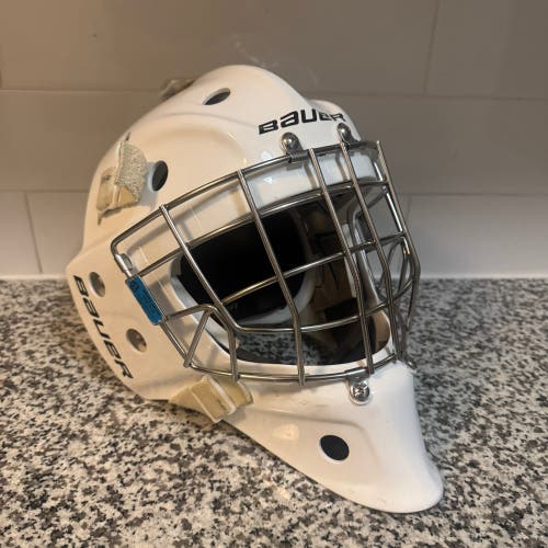 Senior Small 2024 Bauer 940 Goalie Mask (Used)