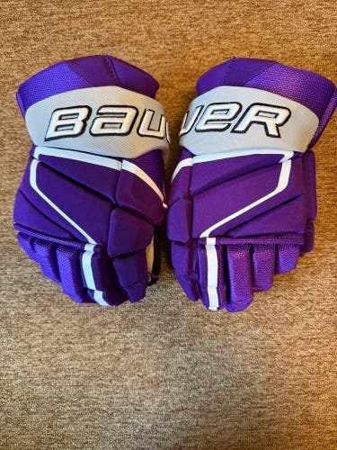 Bauer Vapor Hyperlite Gloves 13" Pro Stock (Used)