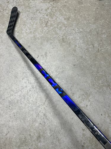 50 Flex P29M Senior CCM Trigger 10 Pro Right Hand Hockey Stick Pro Stock (Used)