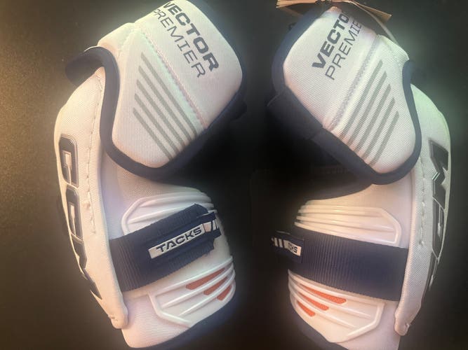 Senior Large CCM Vector Premier Elbow Pads (New)
