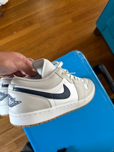White Unisex Size M 11.5 (W 12.5) Air Jordan 1 Low Shoes (Used)