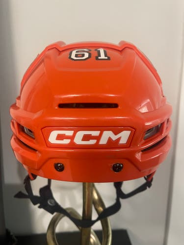 Medium CCM Tacks 910 Helmet (Used)