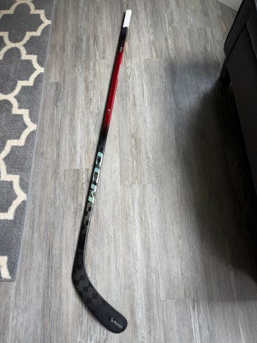 Senior CCM JetSpeed FT8 Pro Right Handed Hockey Stick P29 85 Flex (New)