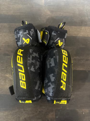 Youth Large Bauer Supreme Mach Elbow Pads (Used)
