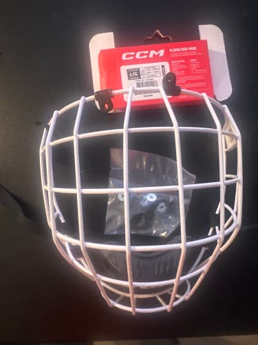 Large CCM FM580 Full Cage (New) White