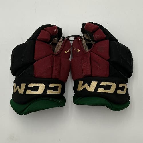 (Used) Arizona Coyotes #39 CCM HGPJSPP Gloves 13" Pro Stock
