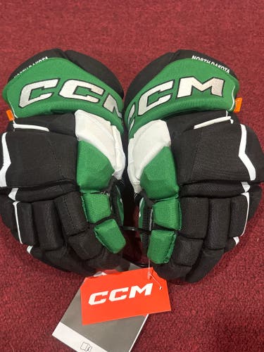 CCM HGPJSPP Gloves 13" Pro Stock (New) Item#13JT