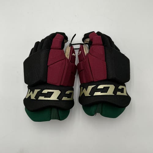 (Used) Arizona Coyotes #11 Game Worn CCM HGTKPP Gloves 14" Pro Stock