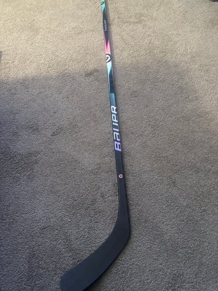 Senior Bauer Proto2 Right Hand Hockey Stick P92 77 Flex (New) Black Version