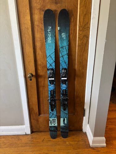 Liberty Scope 94 164cm with Adjustable Salomon Strive 11 GripWalk Bindings