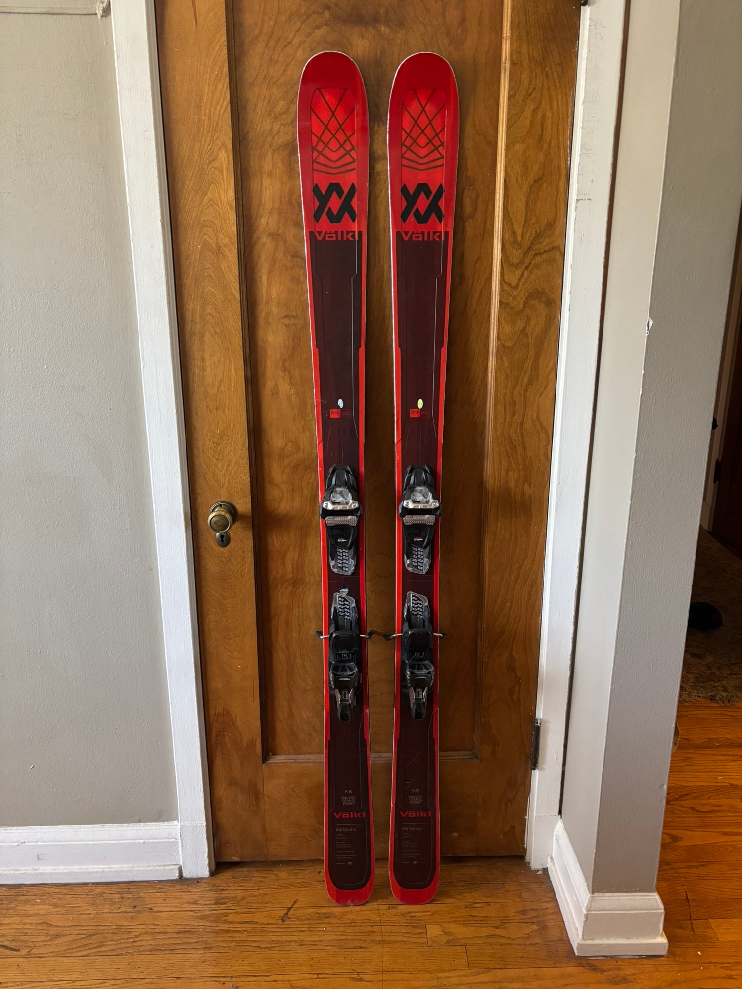 VOLKL MANTRA M5 184㎝ + Marker Griffon13 47383f0a5ad0d1c4_original.jpeg