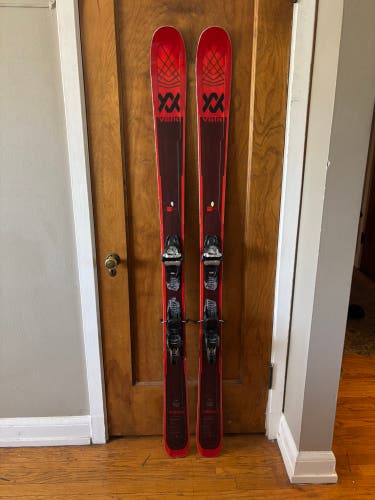 Volkl M6 Mantra 177cm with Adjustable Marker Squire GripWalk Bindings