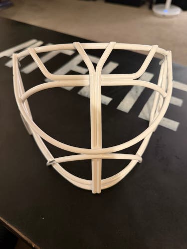Senior CCM Goalie Mask (Used)