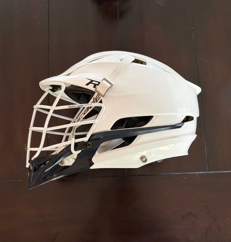 Cascade R Helmet White and Blue