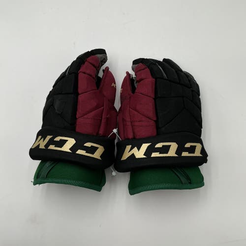 (Used) Arizona Coyotes #59 CCM 14" Pro Stock HG12 Gloves