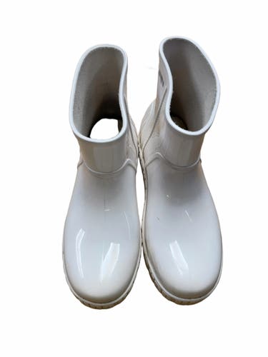 UGG Drizlita Size 8 White Rain Boots