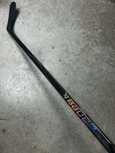 77 Flex P92 Senior Bauer Flylite Right Hand Hockey Stick Pro Stock (Used)